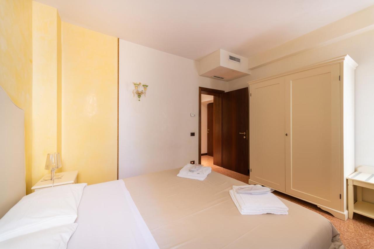 Ve-Nice Suite San Marco C4439 Venice Exterior photo